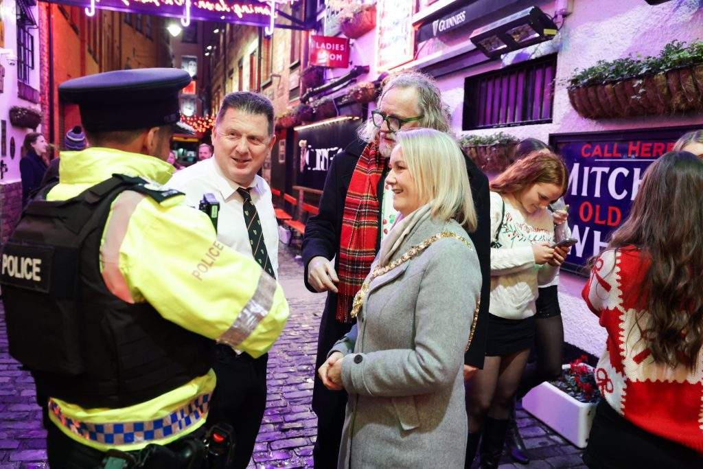 Lord Mayor of Belfast, Councillor Tracy Kelly, joins Deputy Chief Constable Bobby Singleton and Night Czar Michael Stewart for a festive tour of businesses in Belfast city centre. The trio spoke to local retailers and hospitality providers about current trading conditions, met with the PSNI’s Neighbourhood Policing team and the council’s Safer Neighbourhood Officers, and highlighted initiatives underway to ensure the city centre is welcoming for shoppers and visitors as the countdown to Christmas continues. 